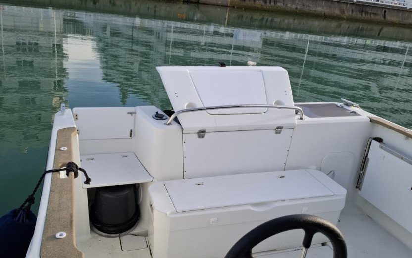 MERRY FISHER 695 MARLIN - Seine Nautic